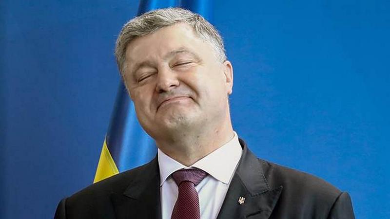 Защищая кума от тюрьмы, Луценко в нарушение УПК закрыл дело о госизмене Порошенко