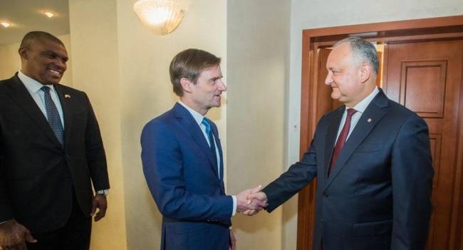 Президент Молдавии пообещал США евроинтеграцию