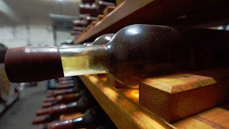 Вино продолжить дорожать: Госдума приняла в первом чтении закон об акцизах