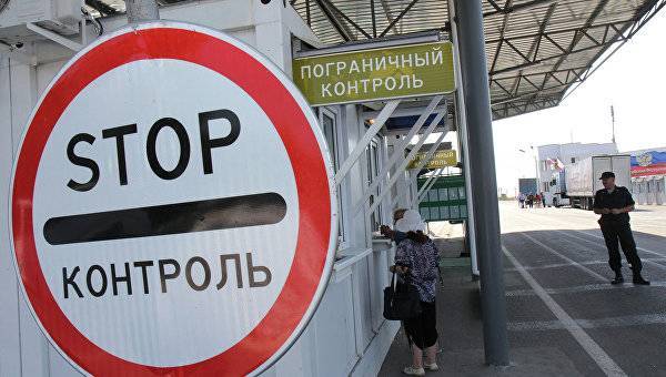 Любыми путями в Крым: на границе задержали украинца с поддельным паспортом
