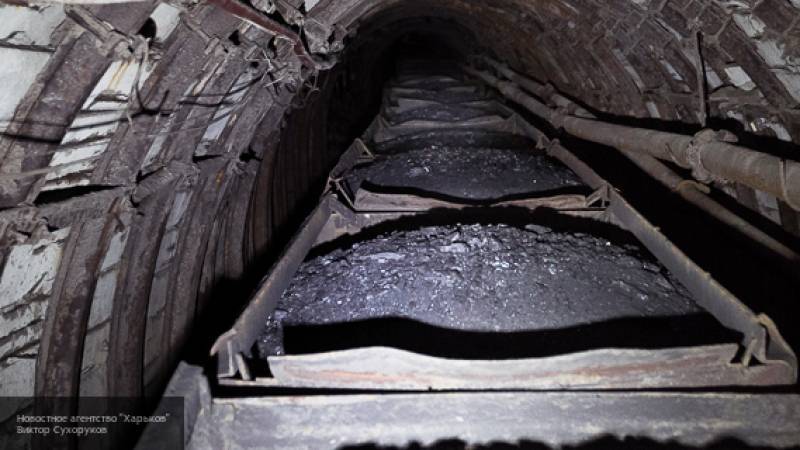 Проходка выработки породы на участке шахты "Анжерская-Южная" в Кузбассе приостановлена