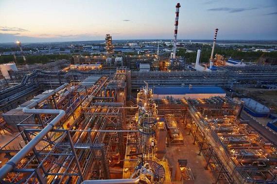 «Транснефть» возобновила прокачку нефти на крупнейшем заводе России