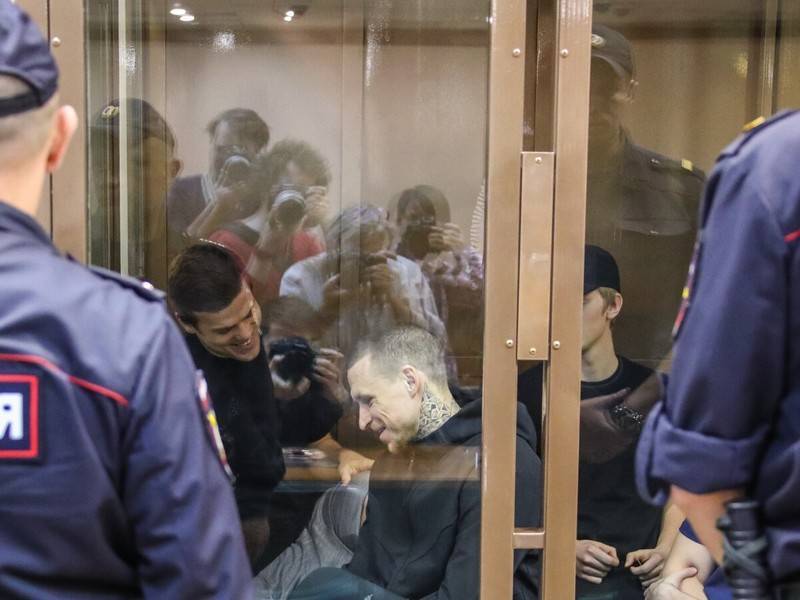 Сокамерник Мамаева и Кокорина рассказал о жизни футболистов в тюрьме