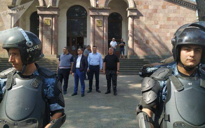 После столкновений в Иджеване задержано 13 человек – Следственный комитет Армении