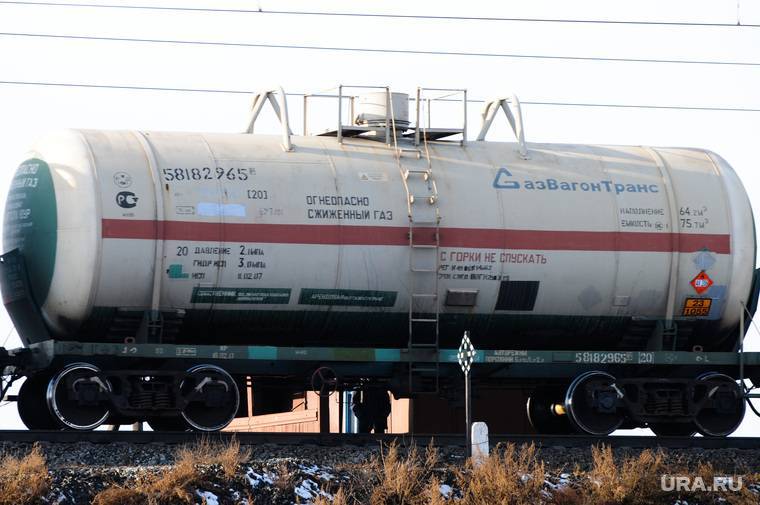 Повышение тарифов близко: За спецпошлины на российское топливо будут расплачиваться украинцы