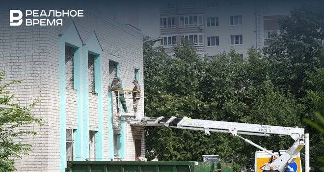 В Казани отстает от графика ремонт в шести домах и одном детсаду