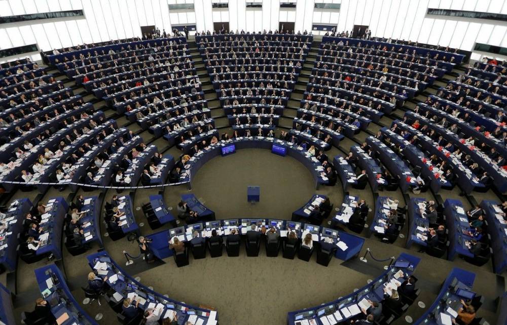 Новый ЕП заработал по старой схеме: евродепутаты принял первую резолюцию по России