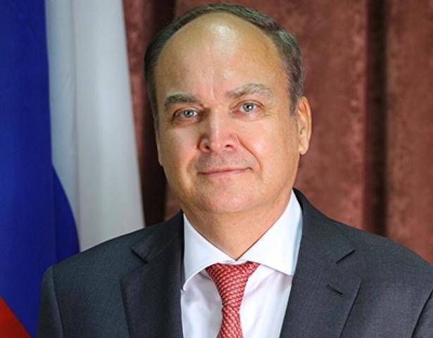 Антонов обвинил США в развязывании «визовой войны»