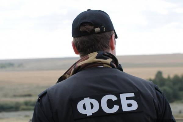 Бывшим сотрудникам ФСБ могут ограничить выезд за границу для их же защиты