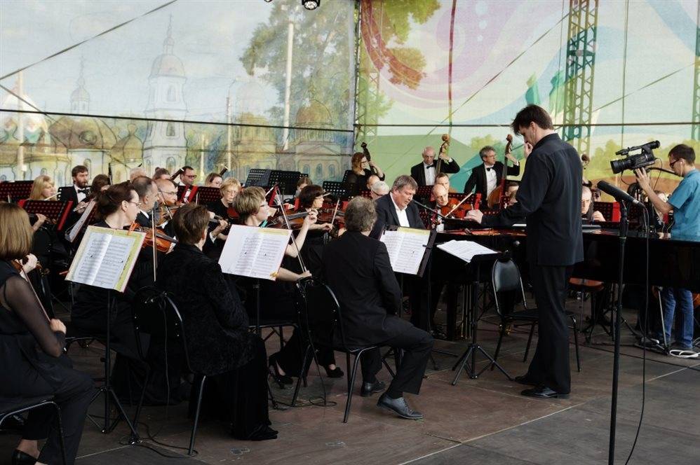 Ульяновский симфонический оркестр выступил на open air в «Шишкинских прудах»