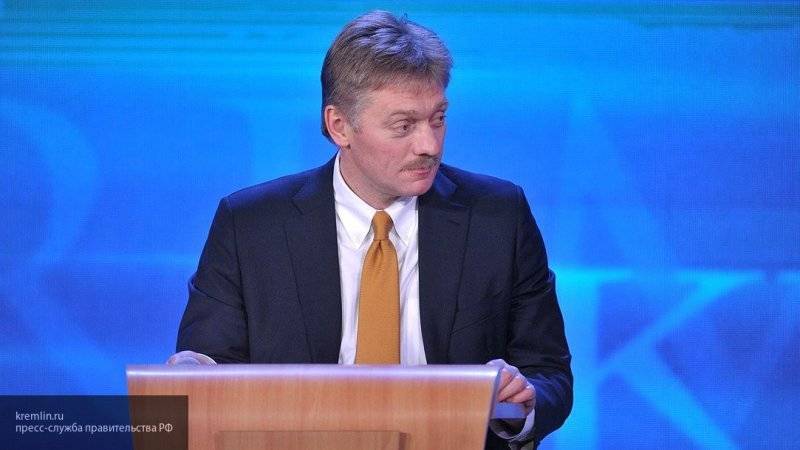 Песков заявил, что РФ надеется на реализацию достигнутых договоренностей по Донбассу