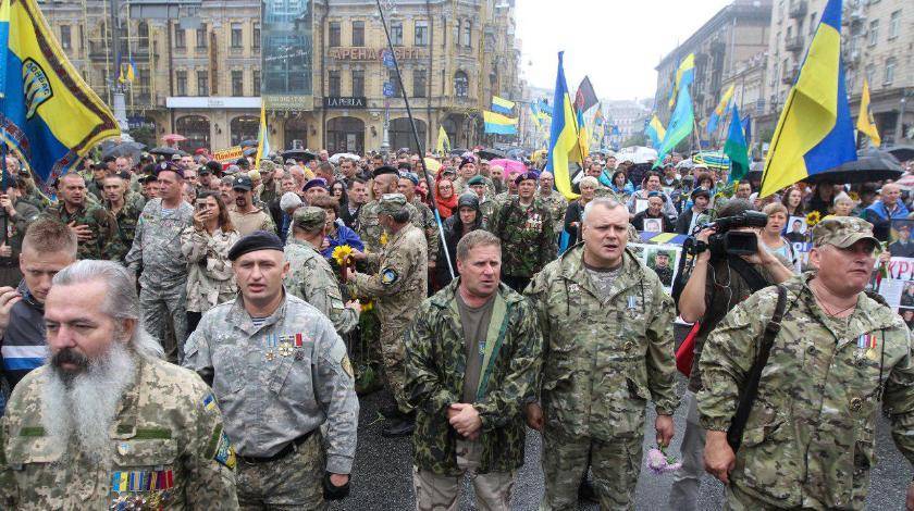 Зеленский дал украинское гражданство воевавшим в Донбассе россиянам