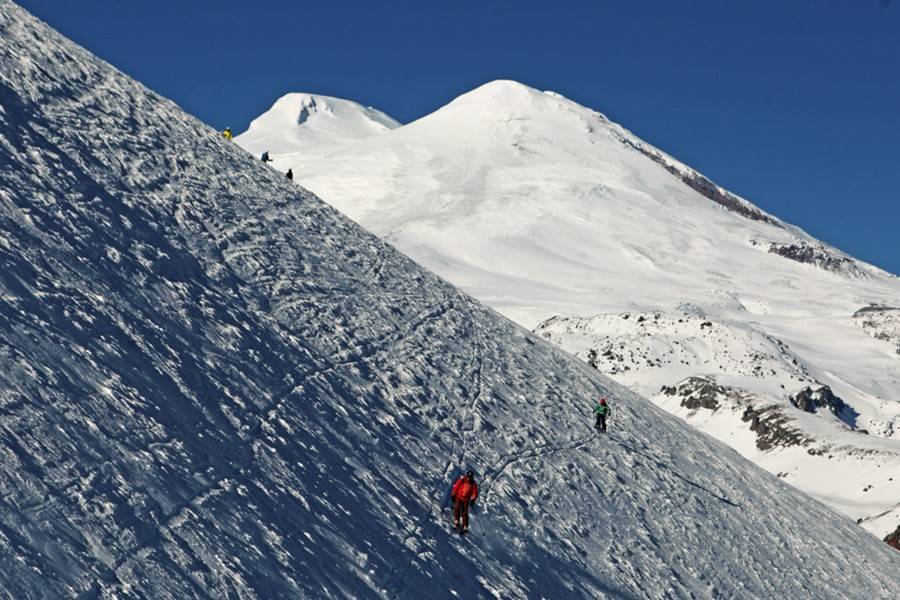 Альпинист из Москвы получил травмы в горах Кабардино-Балкарии