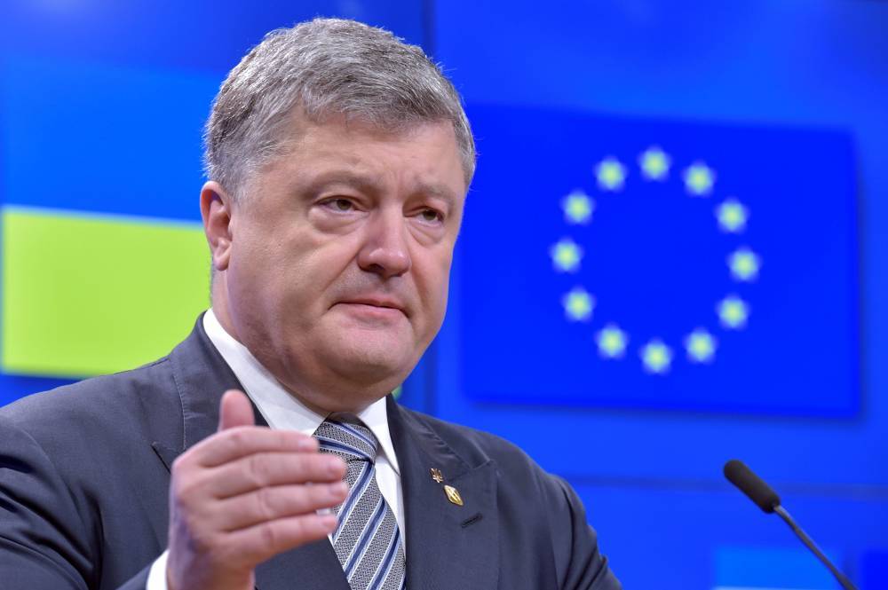 В Европе Порошенко не рады: бывшего президента не пустили в зал заседаний ЕП