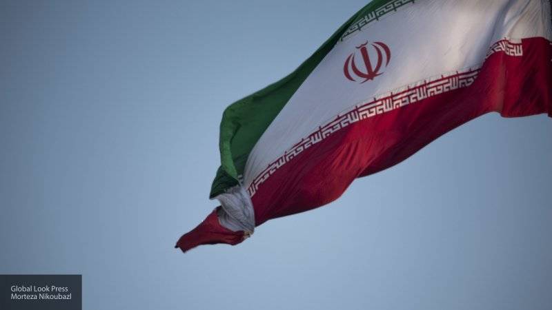 Иран задержал иностранный танкер с контрабандным топливом в Персидском заливе