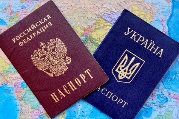 Путин упростил получение гражданства РФ жителям двух украинских областей