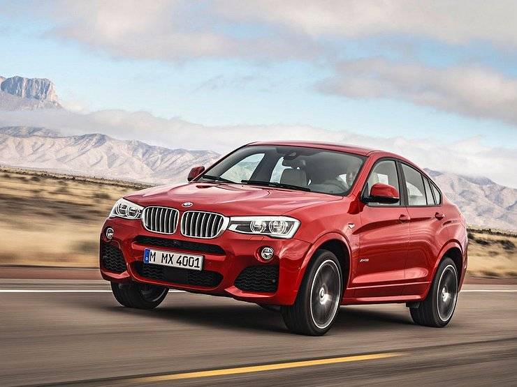 Компания BMW взвинтила цены на свои машины в России