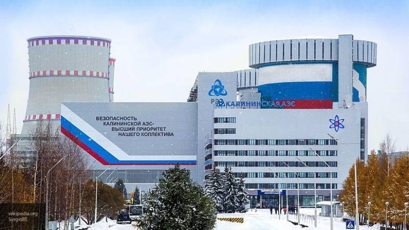 Два энергоблока остановили на Калининской АЭС из-за короткого замыкания