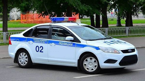 Российский полицейский сбил трех человек на пешеходном переходе