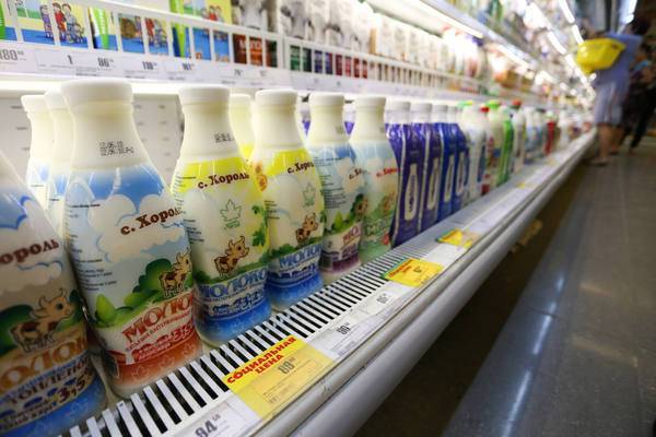 Эксперты: цены на молоко больше падать не будут в 2019 году