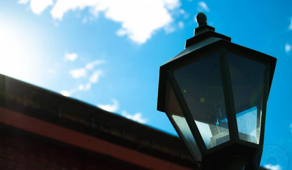 Новое освещение на объектах в Калининском и Выборгском районах заработает с 1 сентября