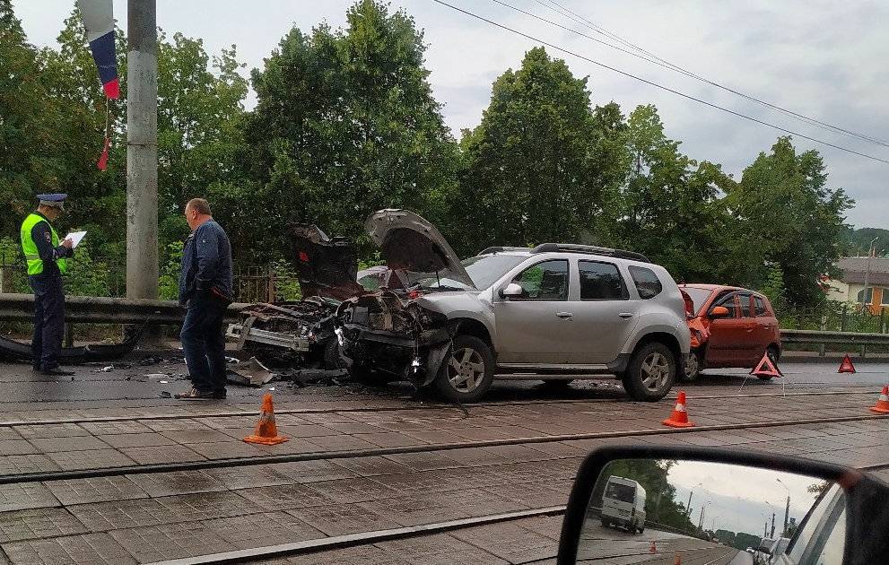 Подробности вчерашней жуткой аварии на Кашена в Смоленске