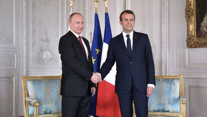 Российский лидер провел переговоры с президентом Франции