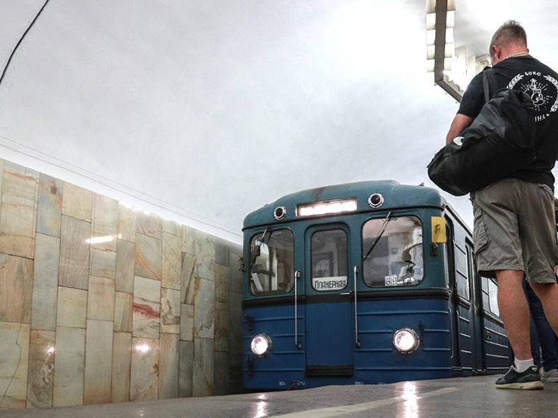 Человек попал под поезд в московском метро