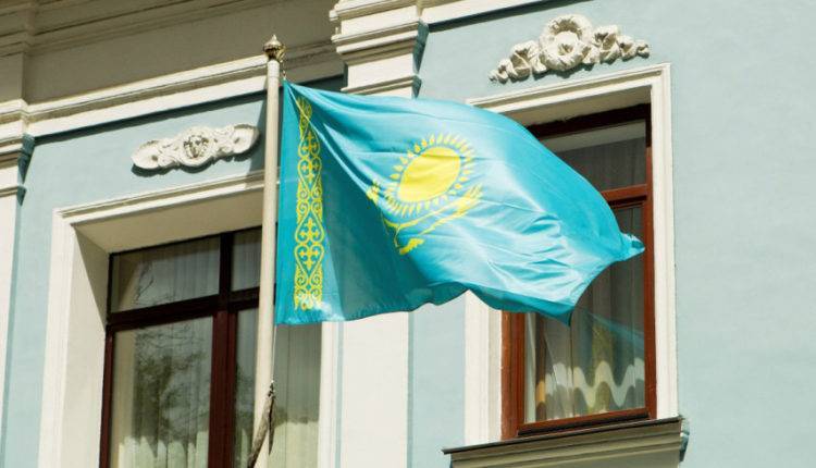 Казахстан направит наблюдателей на выборы в Раду