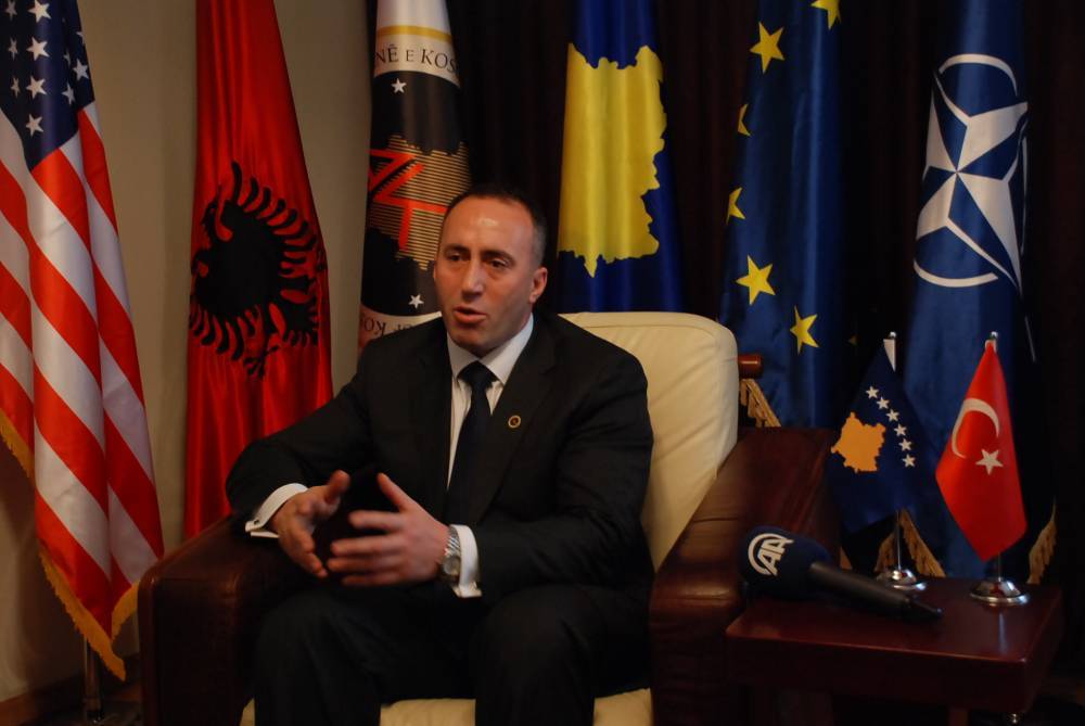 Премьер-министр самопровозглашенной республики Косово сложил с себя полномочия