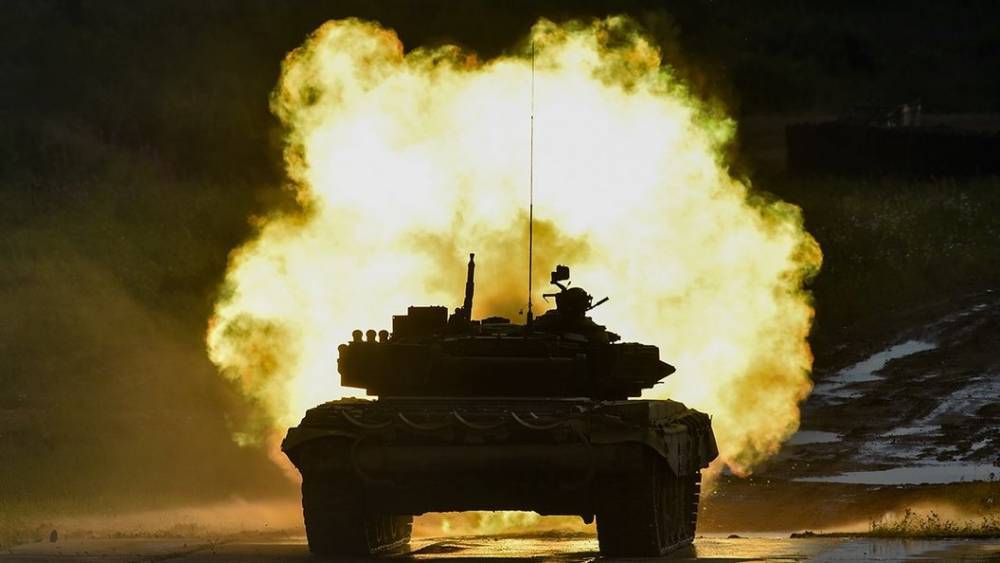 Раздавим на "Абрамсе": В Польше сымитировали атаку на русских Советский и американский танки устроили бой в Польше