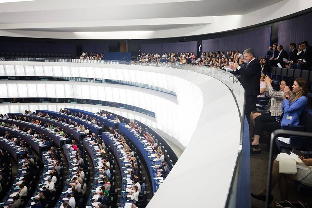 Для Порошенко не нашлось места в Европарламенте