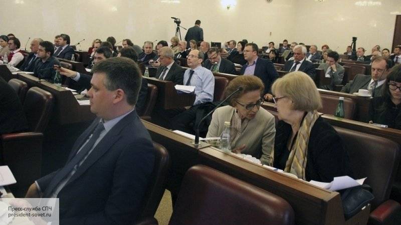 Борисов раскритиковал Шаблинского за незаконную поддержку оппозиции на сайте СПЧ