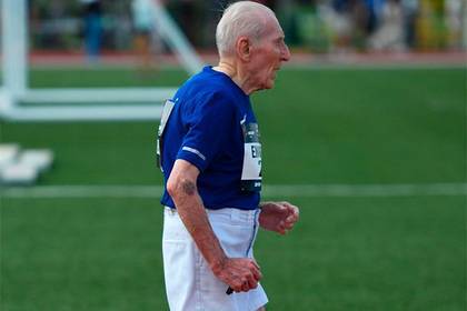 96-летний пенсионер установил мировой рекорд по бегу