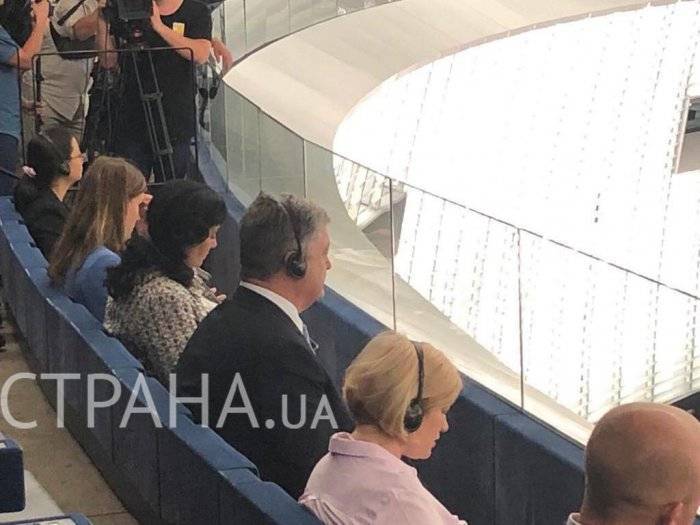 Порошенко не пропустили в зал заседания Европарламента