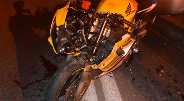 В Чебоксарах пострадал мотоциклист, который влетел в "Шевроле"
