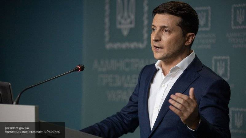Украина при Зеленском превращается в 96-й квартал, заявил депутат Рады
