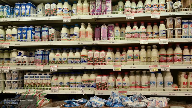 Новые правила продажи молочной продукции в России, прокомментировал эксперт