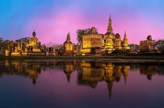 СМИ сообщили о возможном введении принудительной страховки для туристов в Таиланде
