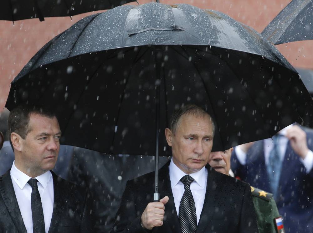 В сети высмеяли приезд Путина на Европейские игры: "Бронированная защита от г*вна"