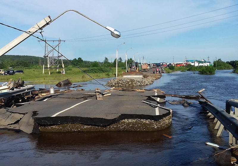 Появились страшные кадры из затопленных городов в Сибири
