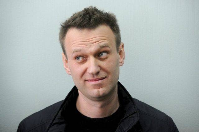 Навального арестовали на 10 суток за участие в несанкционированном шествии