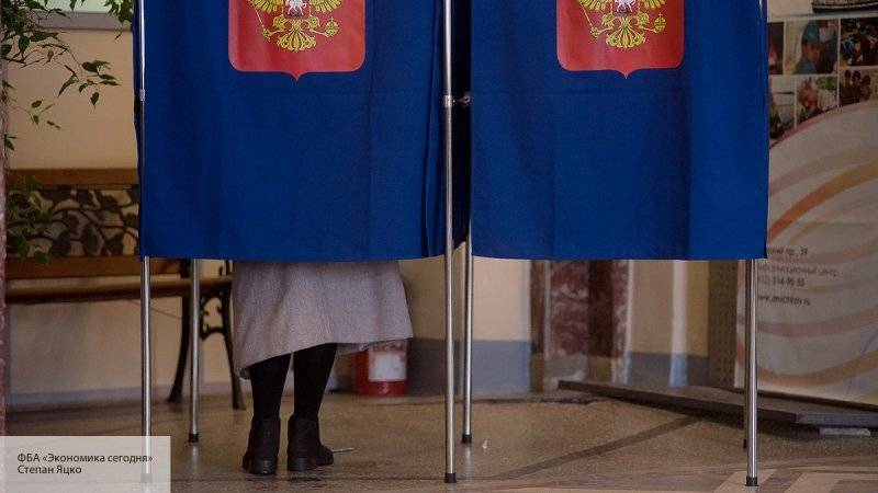 Избирком Петербурга закончил прием документов кандидатов на пост главы города