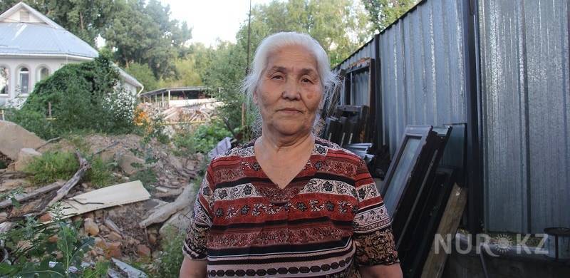 "Я не могла себя защитить": алматинка, чье жилье снесли, хочет построить новый дом