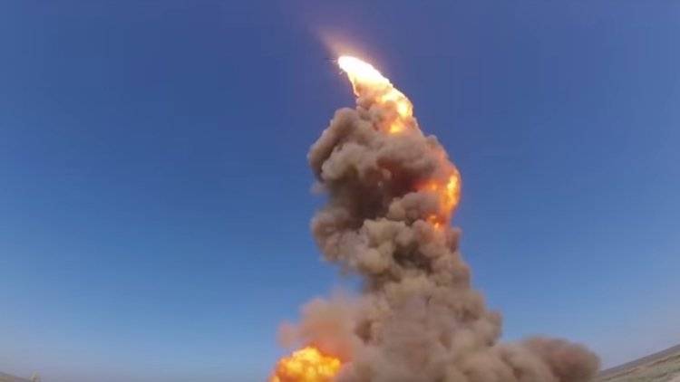 Российские военные испытали новую ракету системы ПРО