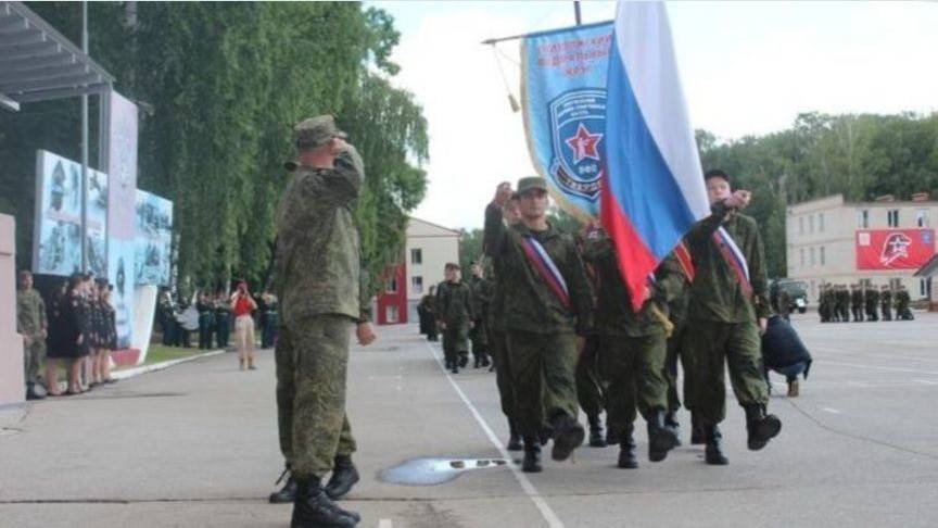 Кировчане постигают азы армейской жизни в Нижегородской области