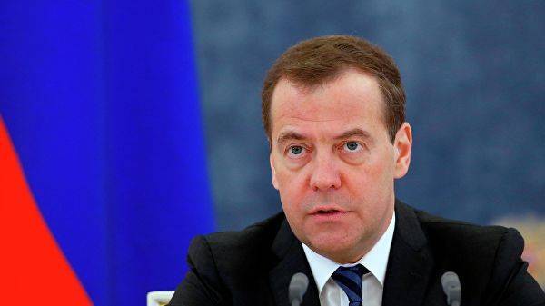 Медведев выразил соболезнования семьям погибших в Иркутской области