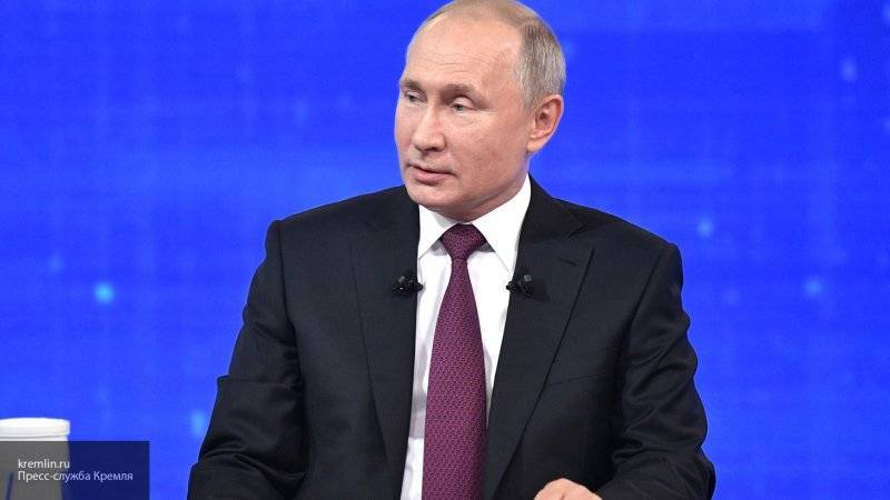 Путин поручил главе ФАС пресекать необоснованный рост тарифов на вывоз ТКО
