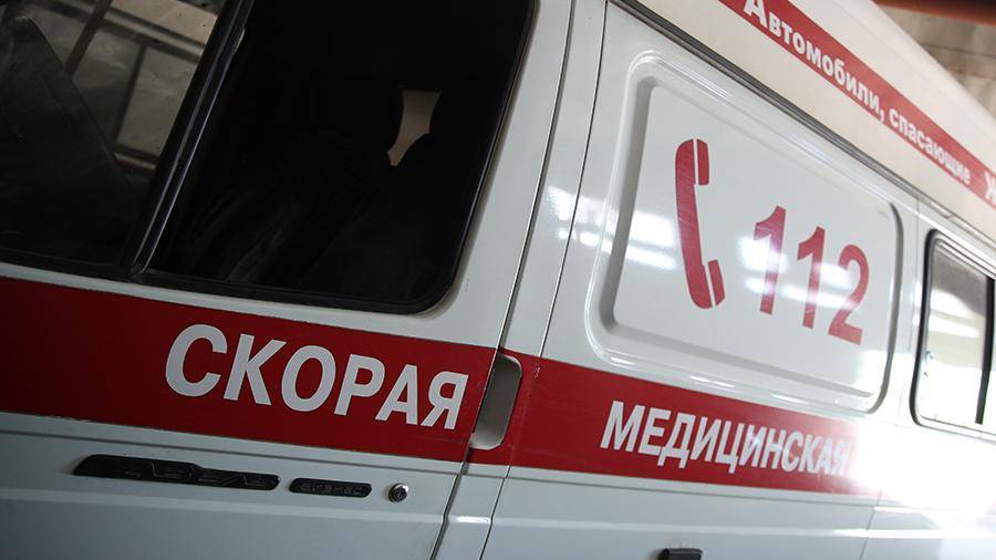 Москвича госпитализировали после отравления водой в такси