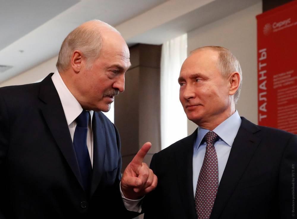 Лукашенко повеселили сеть подарком для Путина: "Из белорусской бульбы"
